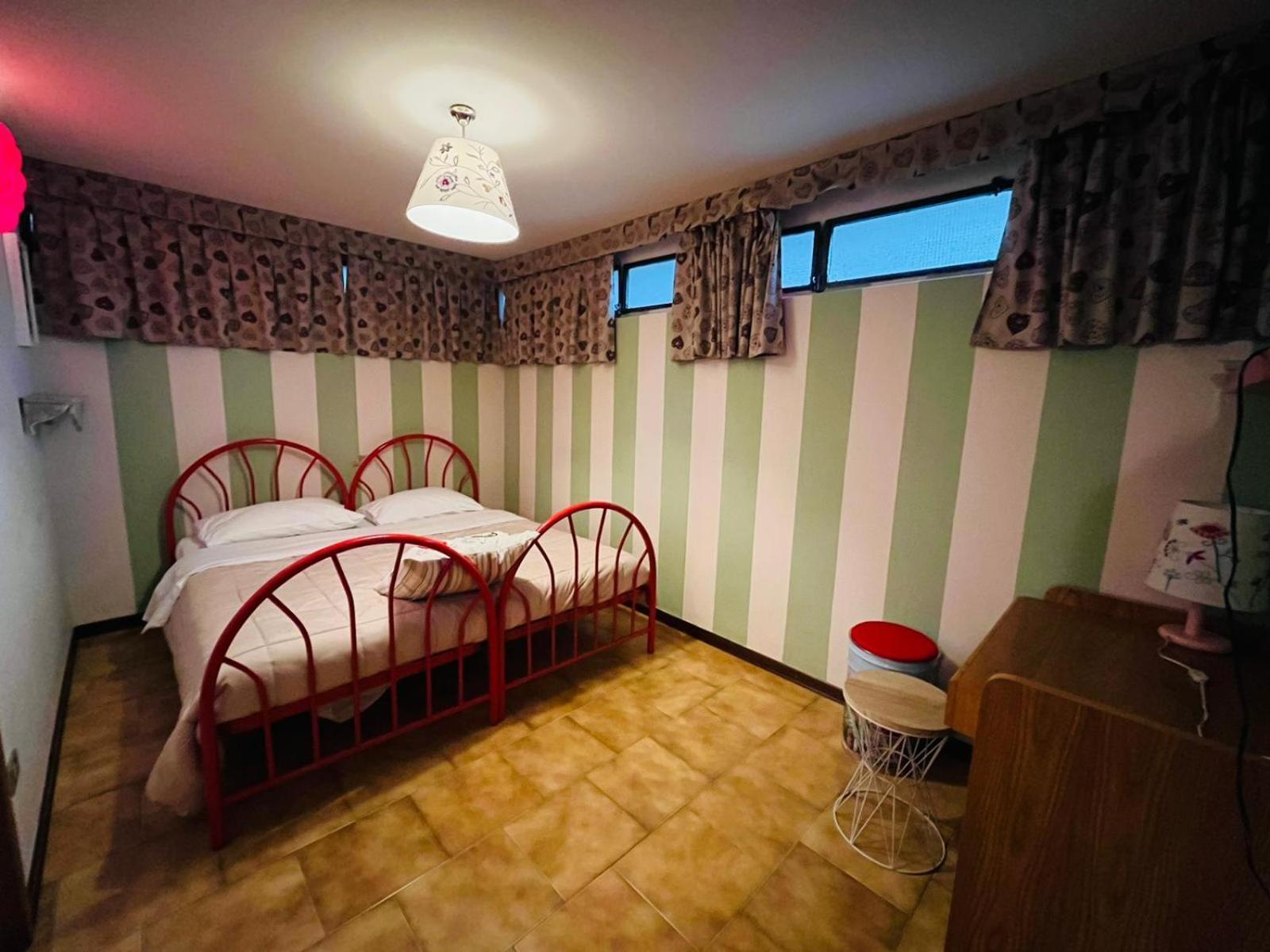 San Luigi - Rooms & Apartments Камподольчіно Номер фото